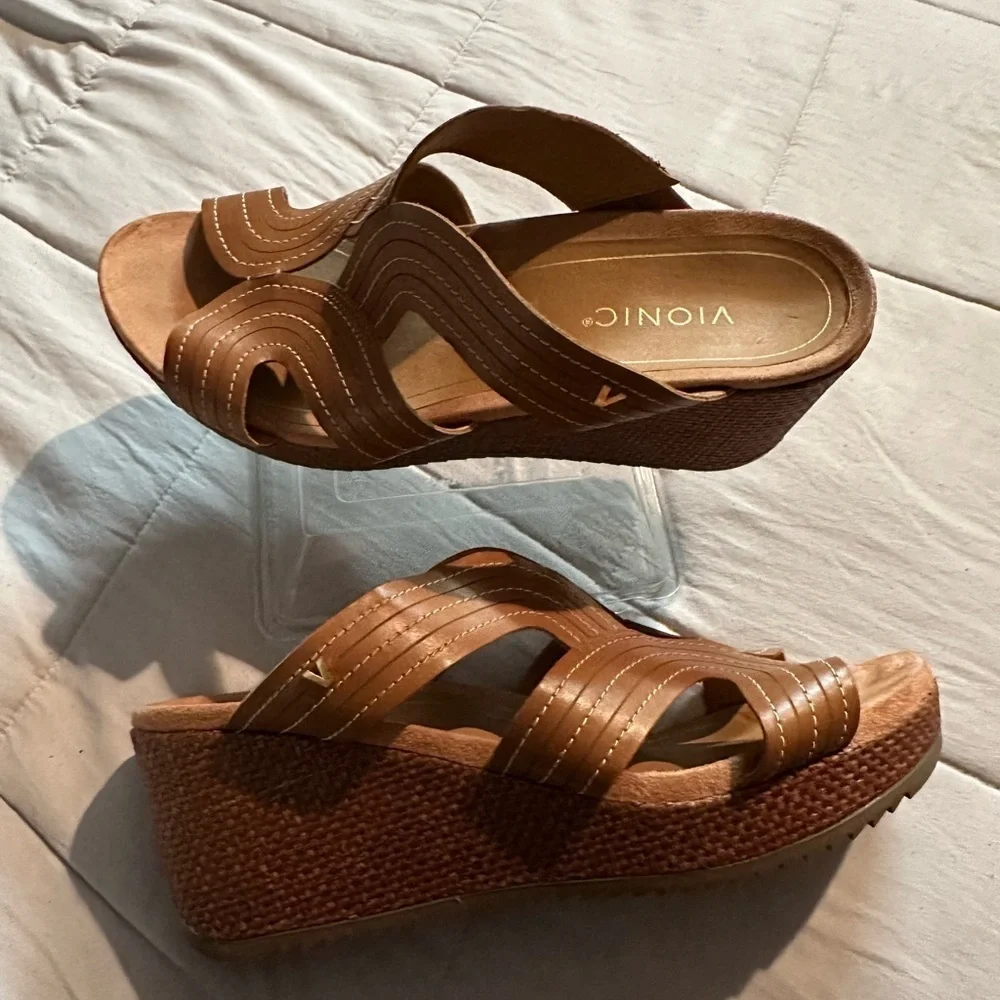 Vionic Brown Wedge Sandals